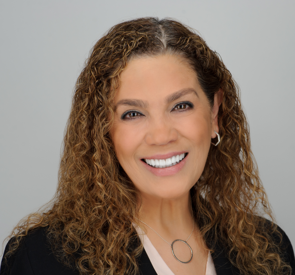 Suha Beidas Zehl, CMB®, AMSP™ — Suha Beidas Zehl Headshot Official